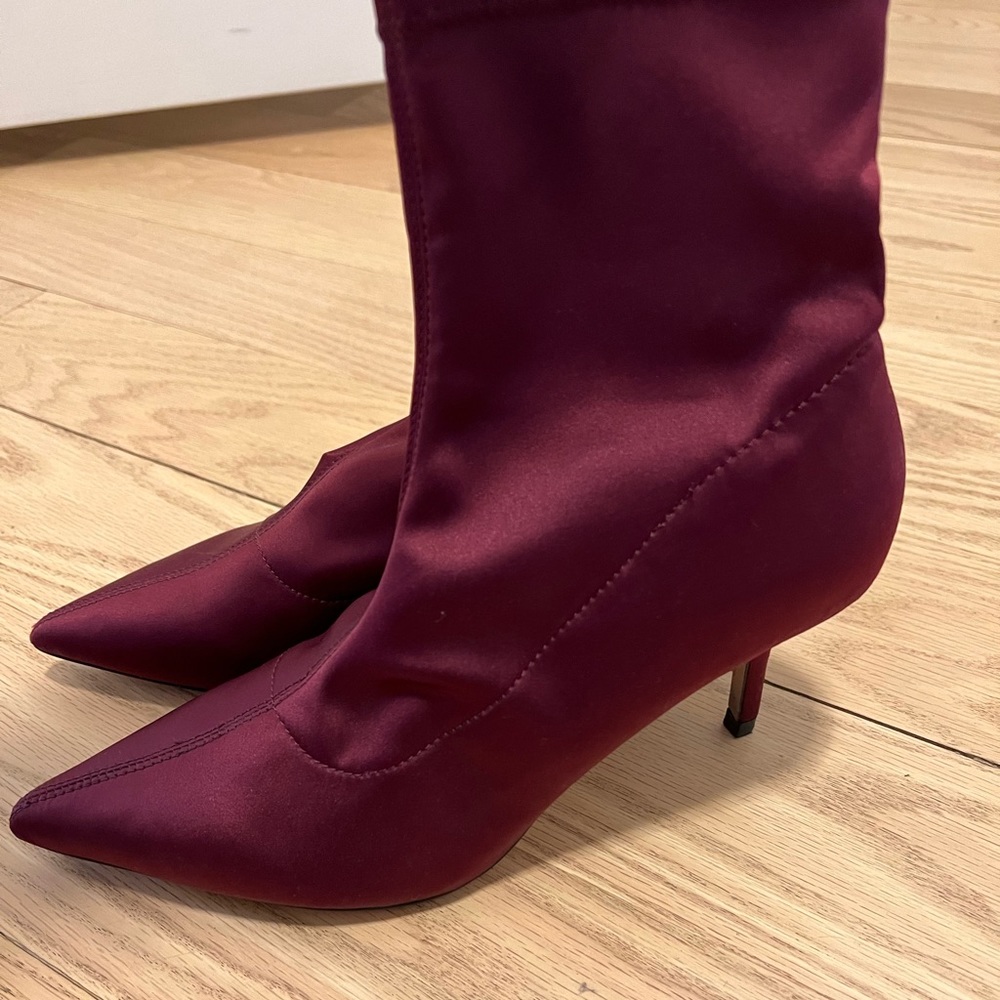 Zara maroon heeled boots